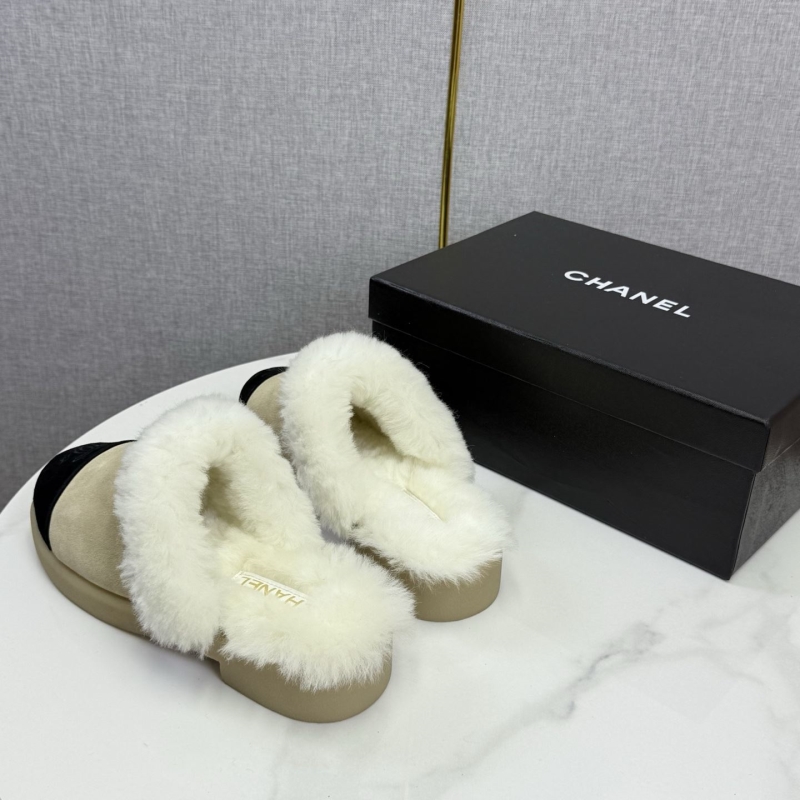 Ch**el slippers